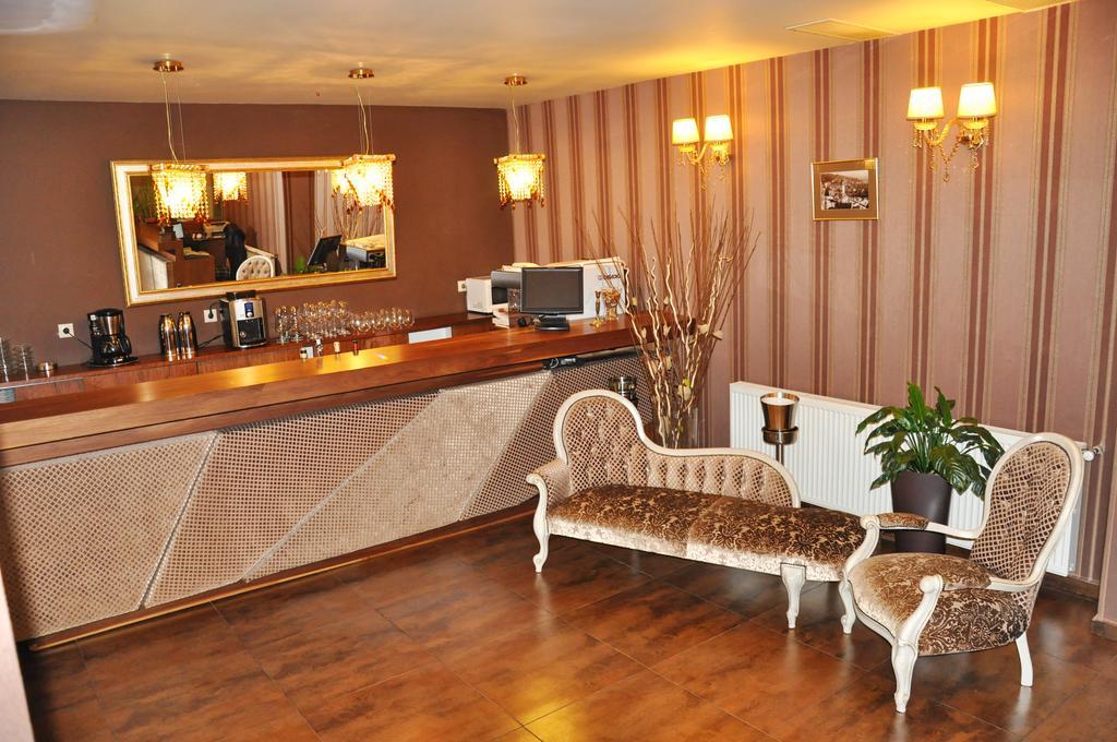Hotel Rainer Braşov Exteriör bild