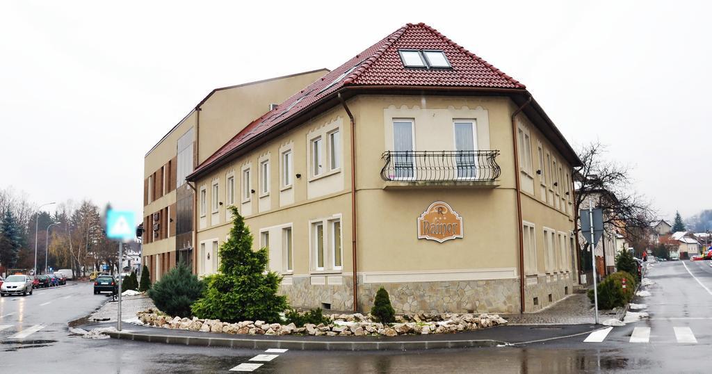 Hotel Rainer Braşov Exteriör bild